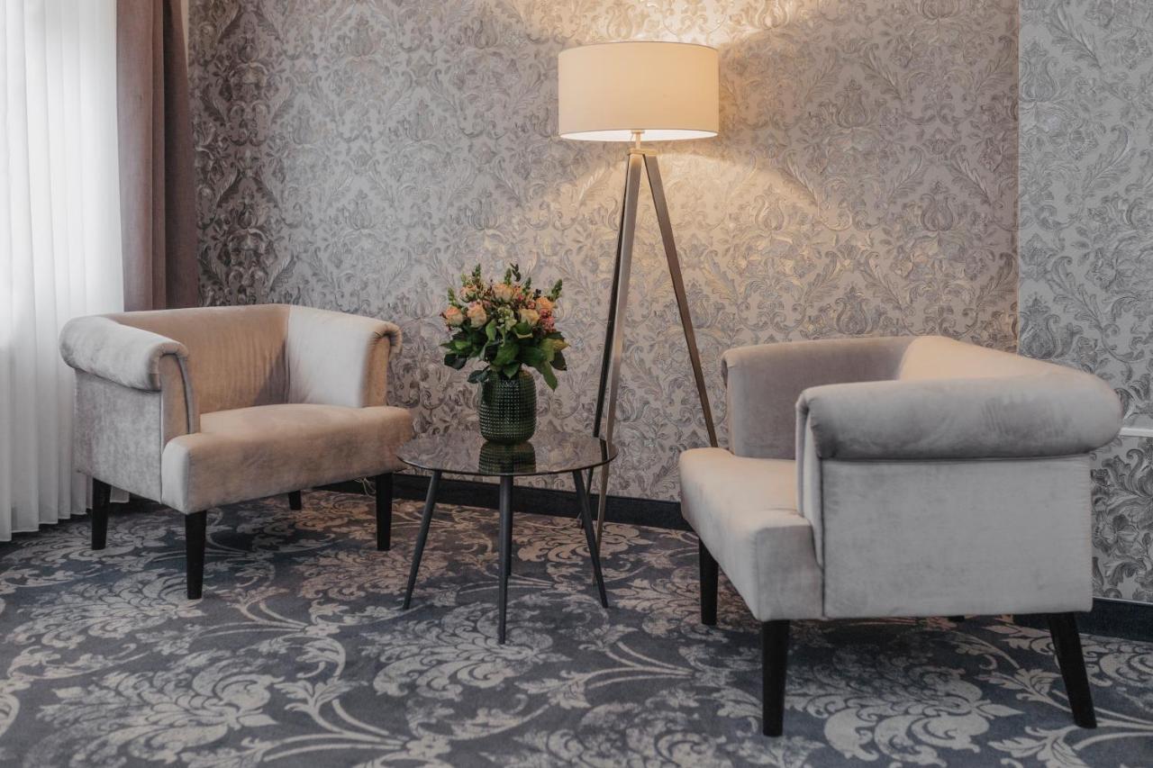 Hotel Schwarzer Adler Stendal Dış mekan fotoğraf